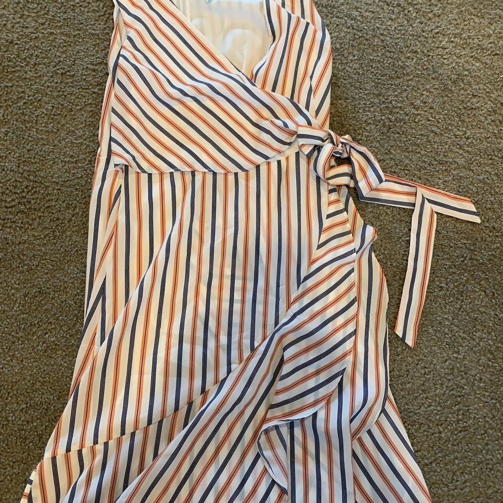 Brand new boutique dress. Size large